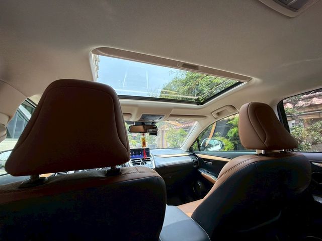 LEXUS凌志 NX300  第5張相片