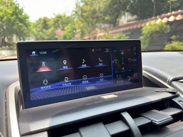 LEXUS凌志 NX300  第8張相片