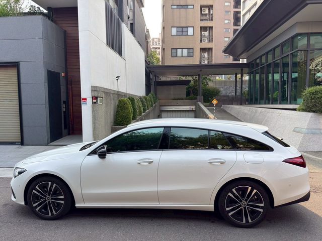 M-BENZ賓士 CLA200 SHOOTING BRAKE  第2張相片