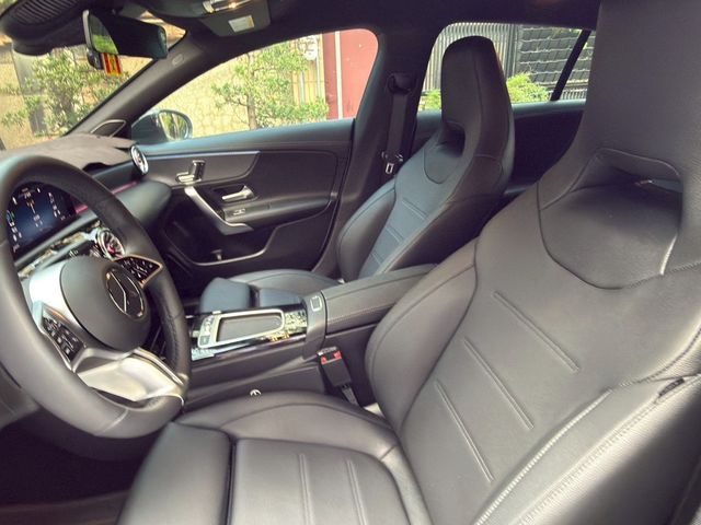 M-BENZ賓士 CLA200 SHOOTING BRAKE  第16張相片