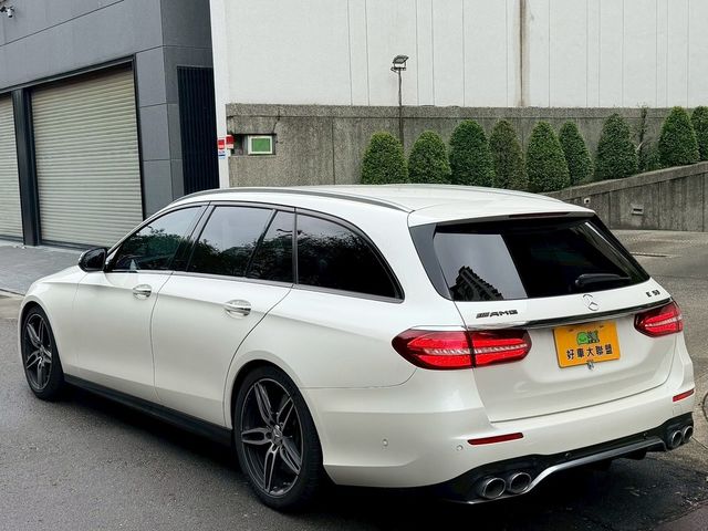 M-BENZ賓士 E53 AMG  第3張相片