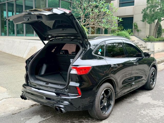 FORD福特 KUGA  第9張相片