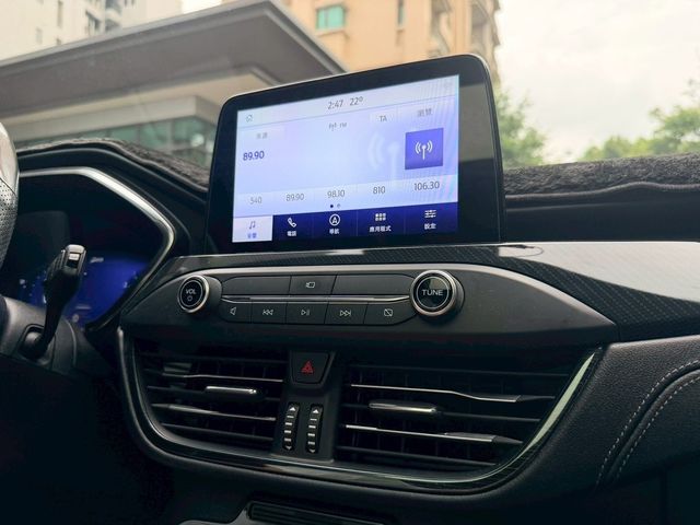 FORD福特 KUGA  第12張相片