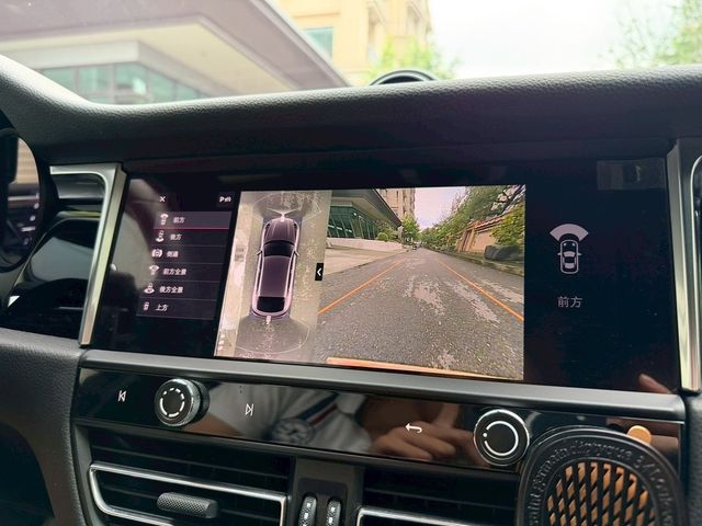 PORSCHE保時捷 MACAN  第15張相片