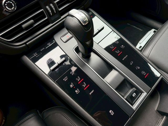 PORSCHE保時捷 MACAN  第16張相片