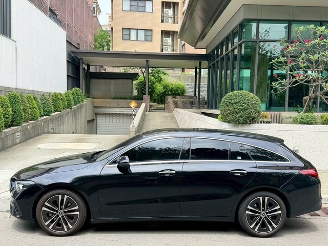 M-BENZ賓士 CLA200 SHOOTING BRAKE  第2張相片