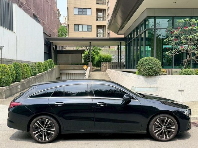 M-BENZ賓士 CLA200 SHOOTING BRAKE  第5張相片
