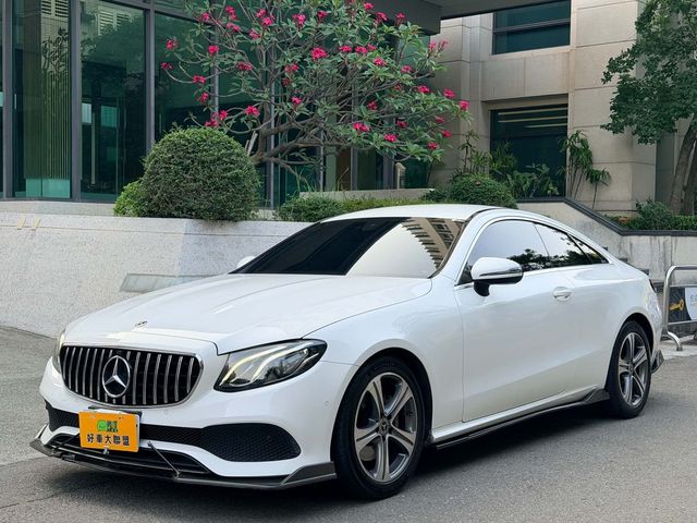 M-BENZ賓士 E200 COUPE  第1張相片
