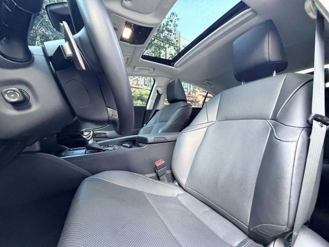 LEXUS凌志 ES300H  第11張相片