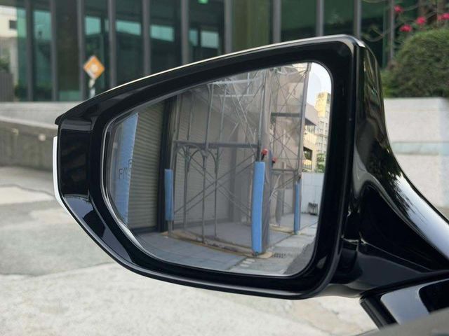 LEXUS凌志 ES300H  第13張相片