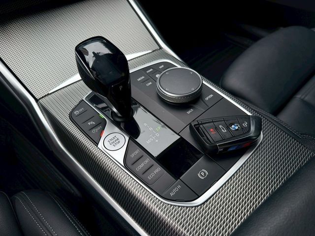 BMW寶馬 330I  第14張相片