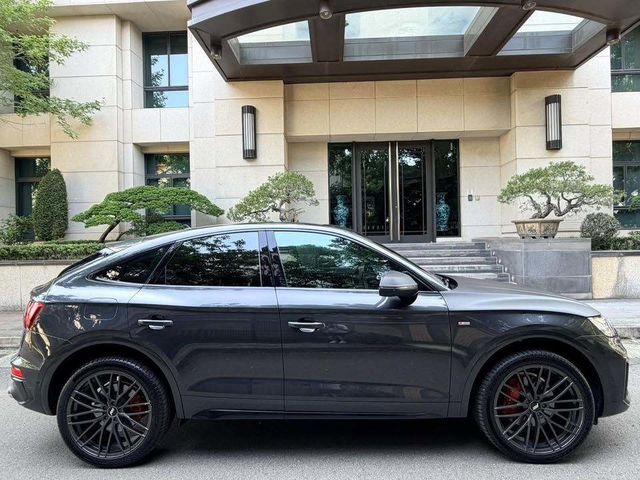 AUDI奧迪 Q5  第2張相片