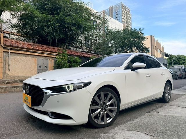 MAZDA馬自達 MAZDA 3  第7張相片