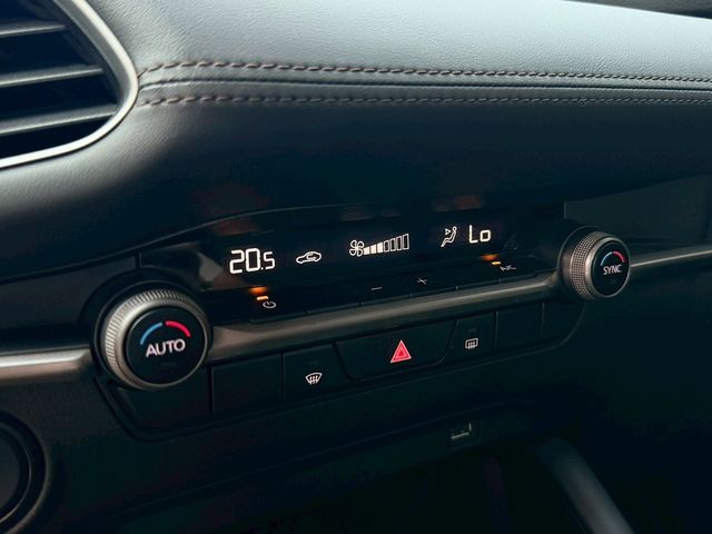 MAZDA馬自達 MAZDA 3  第12張相片