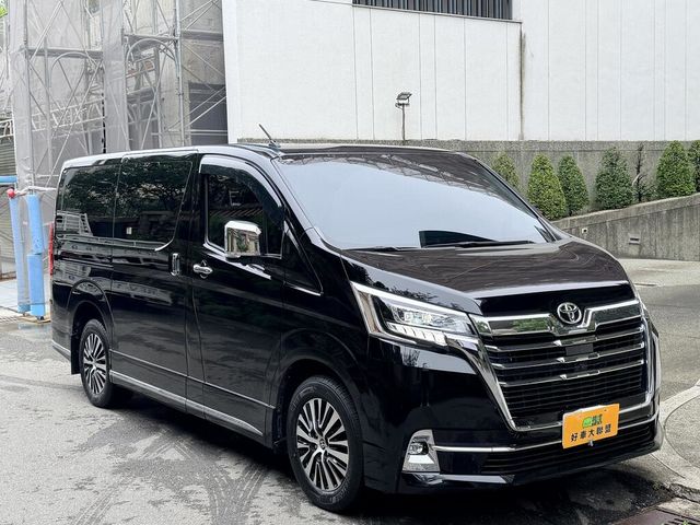 TOYOTA豐田 GRANVIA  第4張相片