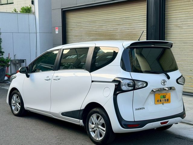 TOYOTA豐田 SIENTA  第3張相片