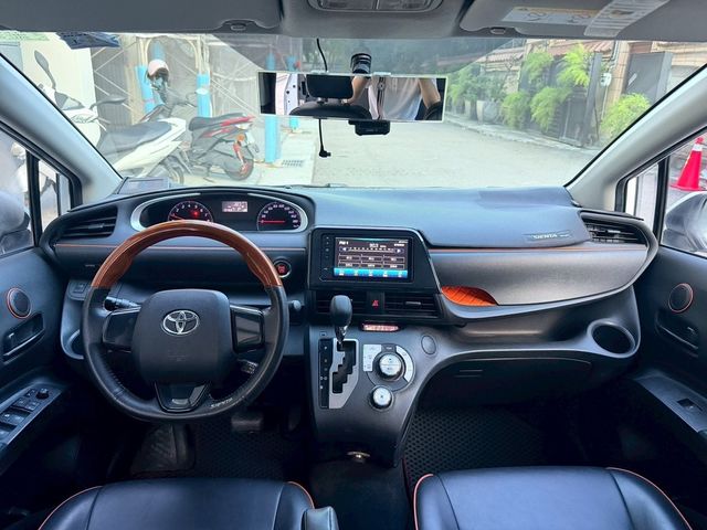 TOYOTA豐田 SIENTA  第8張相片