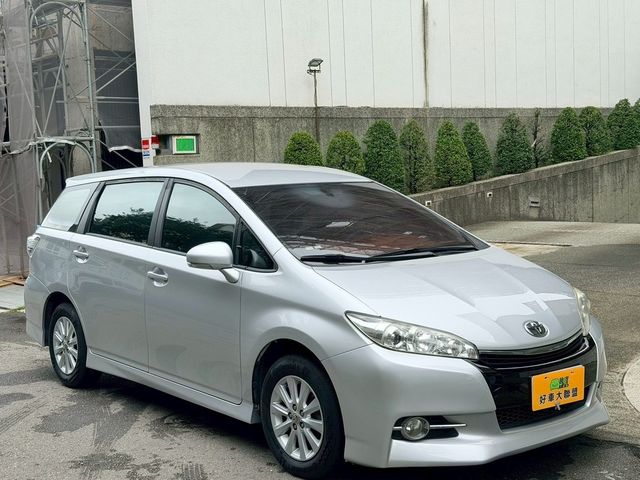 TOYOTA豐田 WISH  第5張相片
