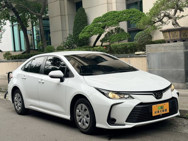 TOYOTA豐田 ALTIS  第4張相片