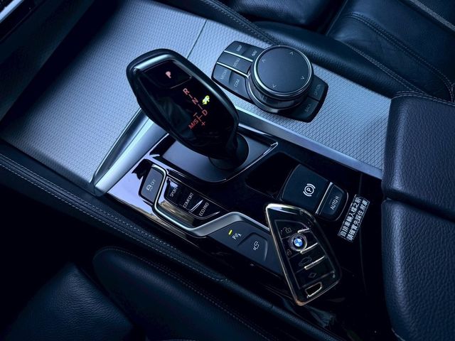 BMW寶馬 530I  第14張相片