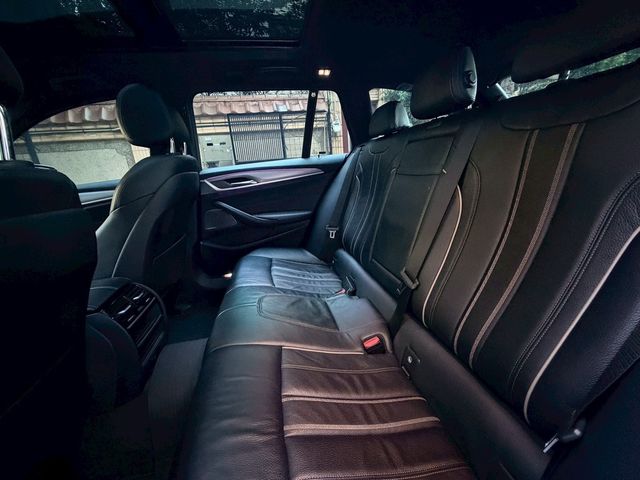 BMW寶馬 530I  第18張相片