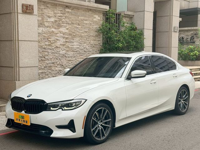 BMW寶馬 330I  第2張相片