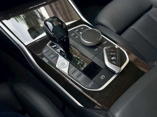 BMW寶馬 330I  第13張相片