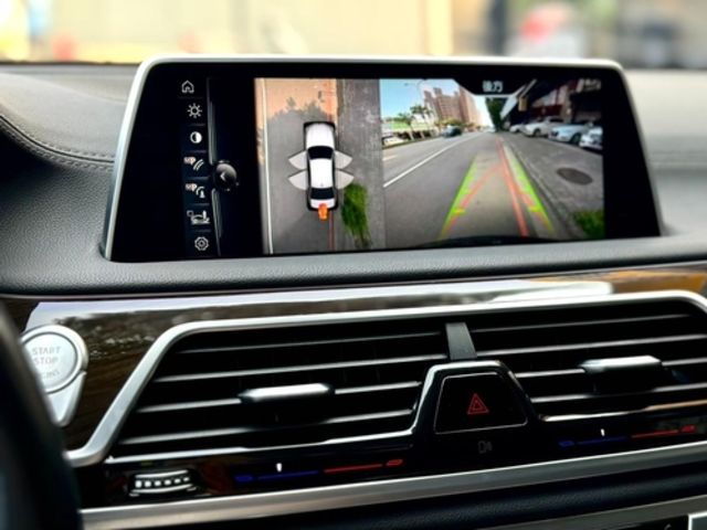 BMW寶馬 730D  第13張相片
