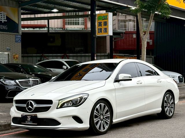M-BENZ賓士 CLA200  第1張相片