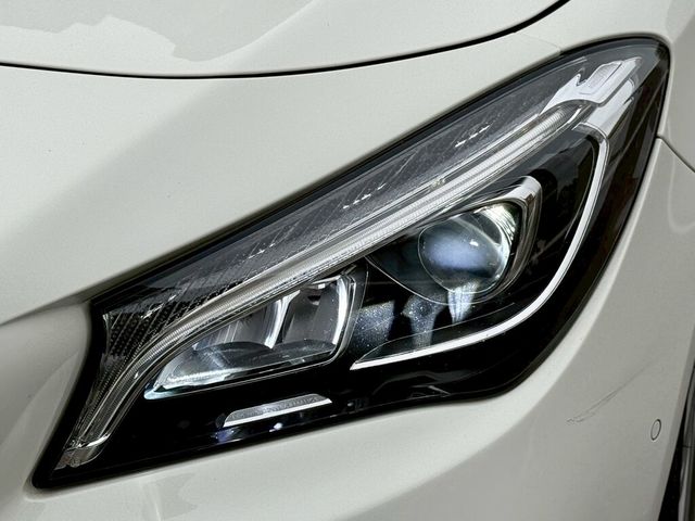 M-BENZ賓士 CLA200  第7張相片