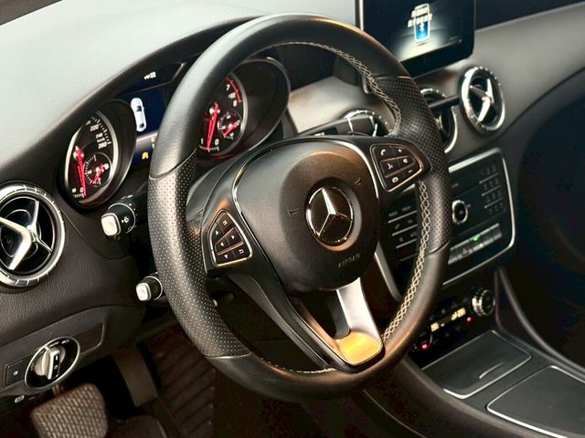 M-BENZ賓士 CLA200  第9張相片
