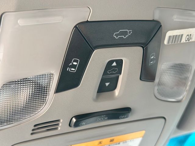 TOYOTA豐田 SIENNA  第12張相片