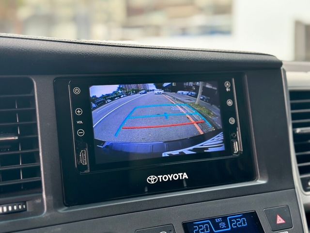 TOYOTA豐田 SIENNA  第14張相片