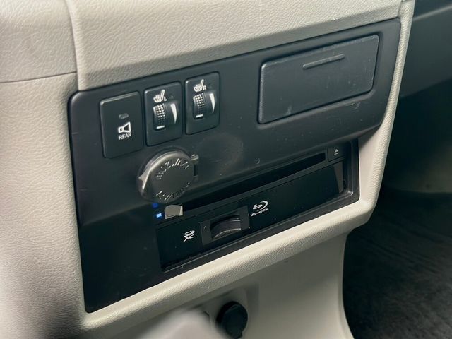 TOYOTA豐田 SIENNA  第17張相片