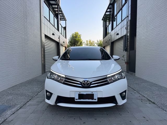 TOYOTA豐田 ALTIS  第1張相片