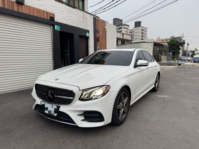 M-BENZ賓士 E300  第1張相片