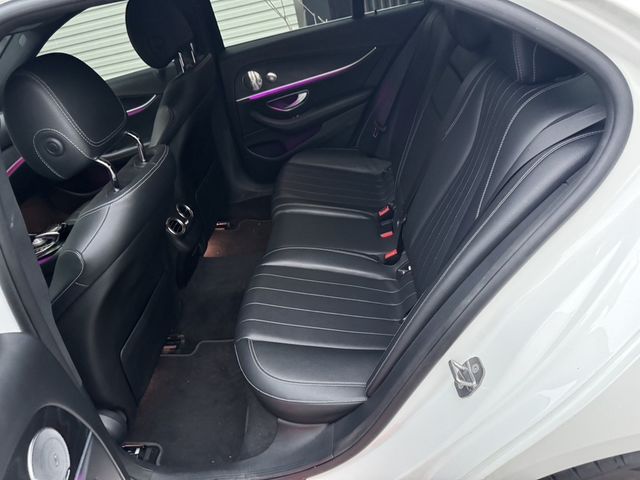 M-BENZ賓士 E300  第5張相片