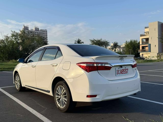TOYOTA豐田 ALTIS  第3張相片