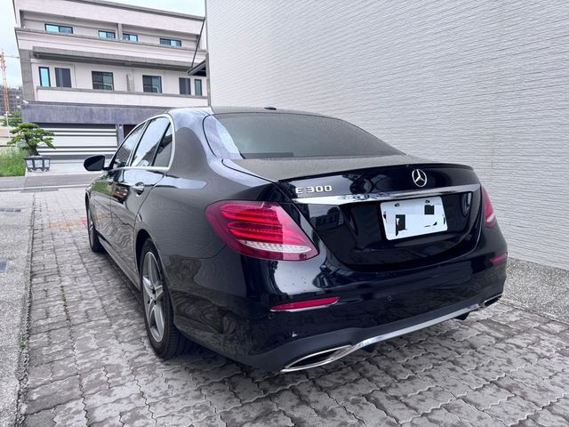 M-BENZ賓士 E300  第3張相片