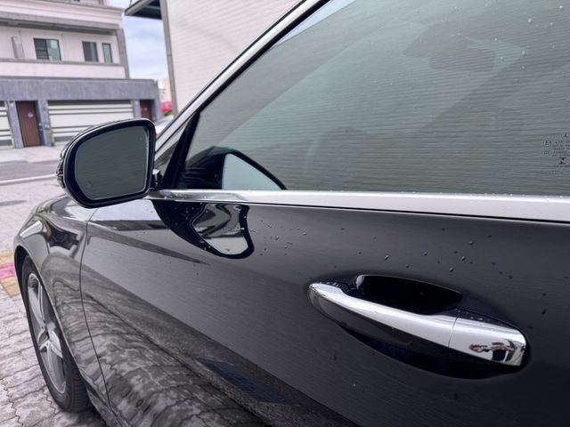 M-BENZ賓士 E300  第7張相片