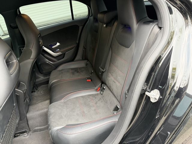 M-BENZ賓士 A180  第9張相片