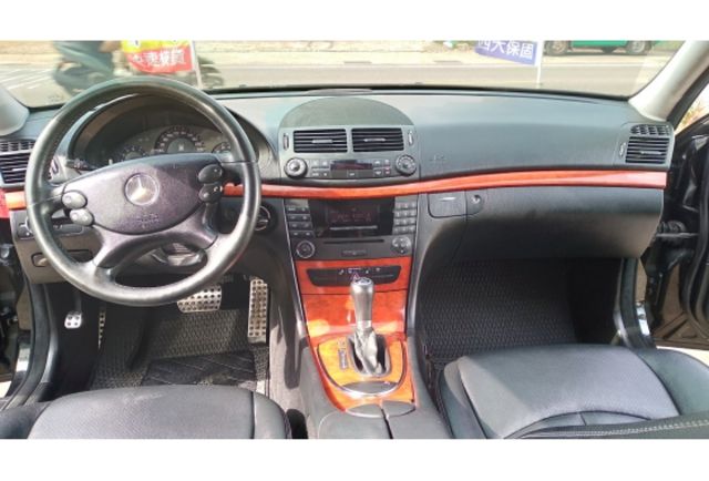 BENZ E200 KOMPRESSOR 2007年1800cc  第6張相片