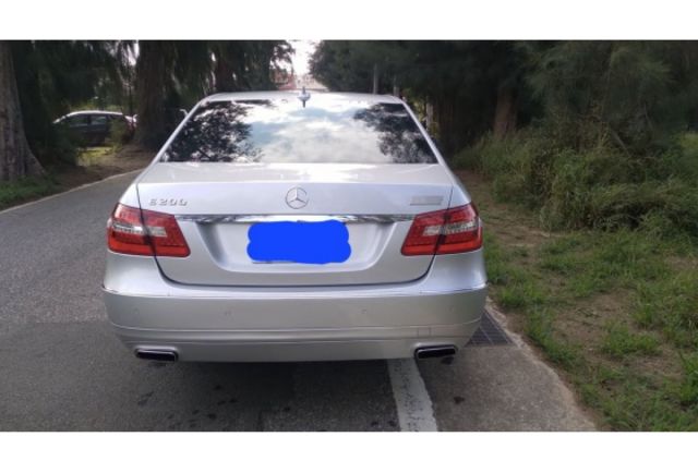 Mercedes-Benz e-class 2012年1800cc  第5張相片