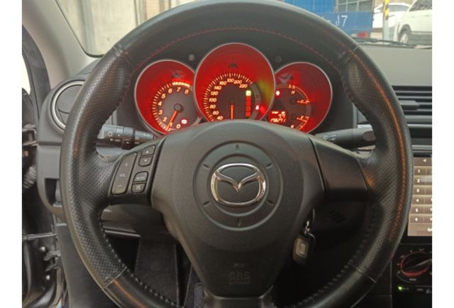 MAZDA 3 2006年2000cc S頂級版  第7張相片