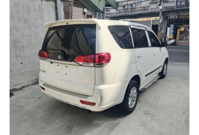 MITSUBISHI ZINGER 2017年2400cc  第4張相片