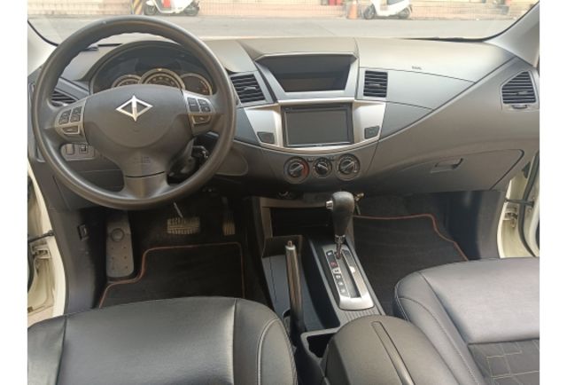 MITSUBISHI ZINGER 2017年2400cc  第8張相片