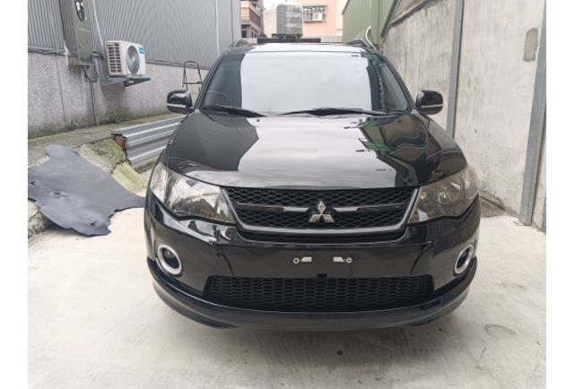 MITSUBISHI OUTLANDER 2012年2400cc  第2張相片