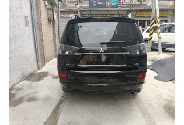 MITSUBISHI OUTLANDER 2012年2400cc  第5張相片