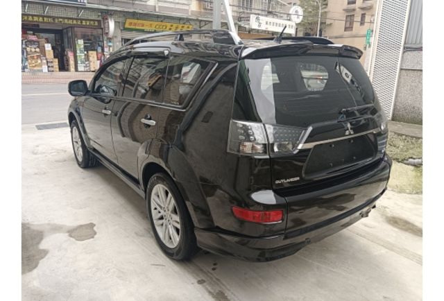 MITSUBISHI OUTLANDER 2012年2400cc  第6張相片