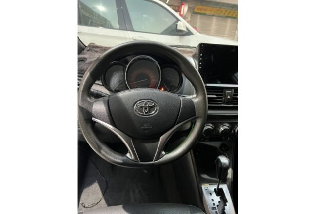 TOYOTA YARIS 2015年1500cc  第6張相片